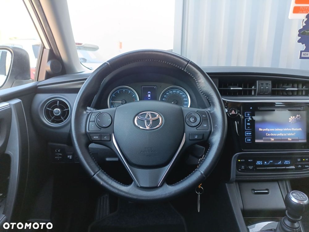 Toyota Corolla - 15