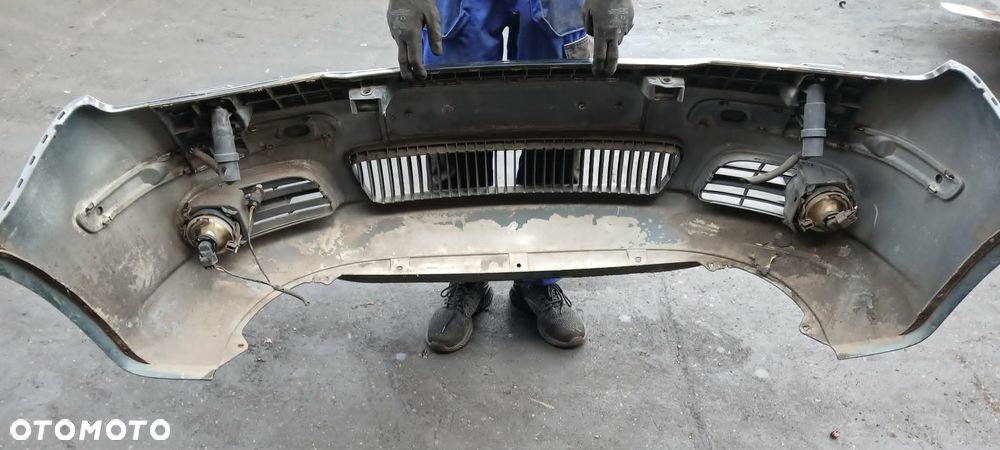 Skoda Fabia I Lift Zderzak przedni pod Xenon kod lakieru 9910 - 9