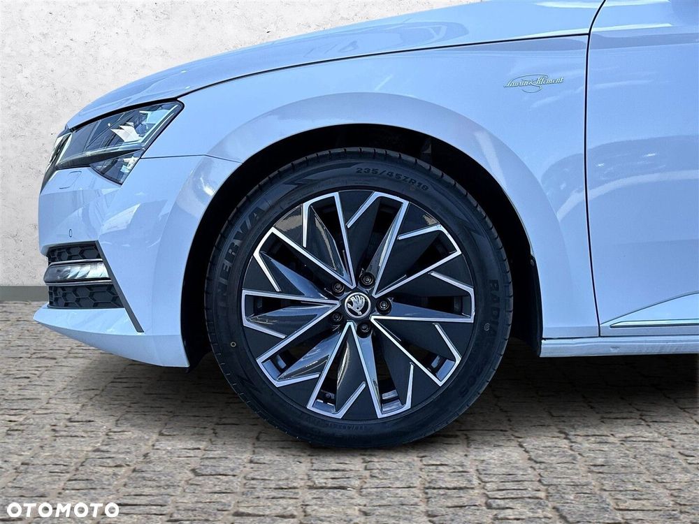 Skoda Superb 2.0 TDI SCR 4x4 L&K DSG - 36