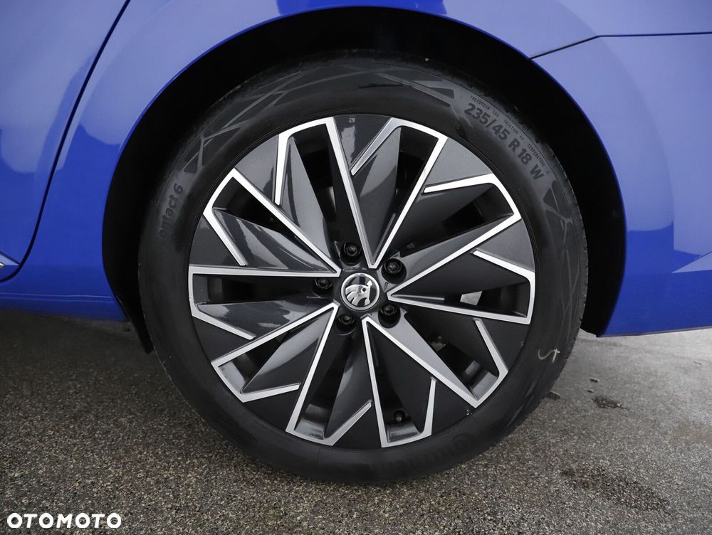 Skoda Superb 2.0 TSI L&K DSG - 11