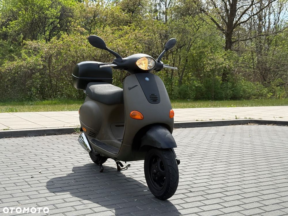 Piaggio Vespa - 4