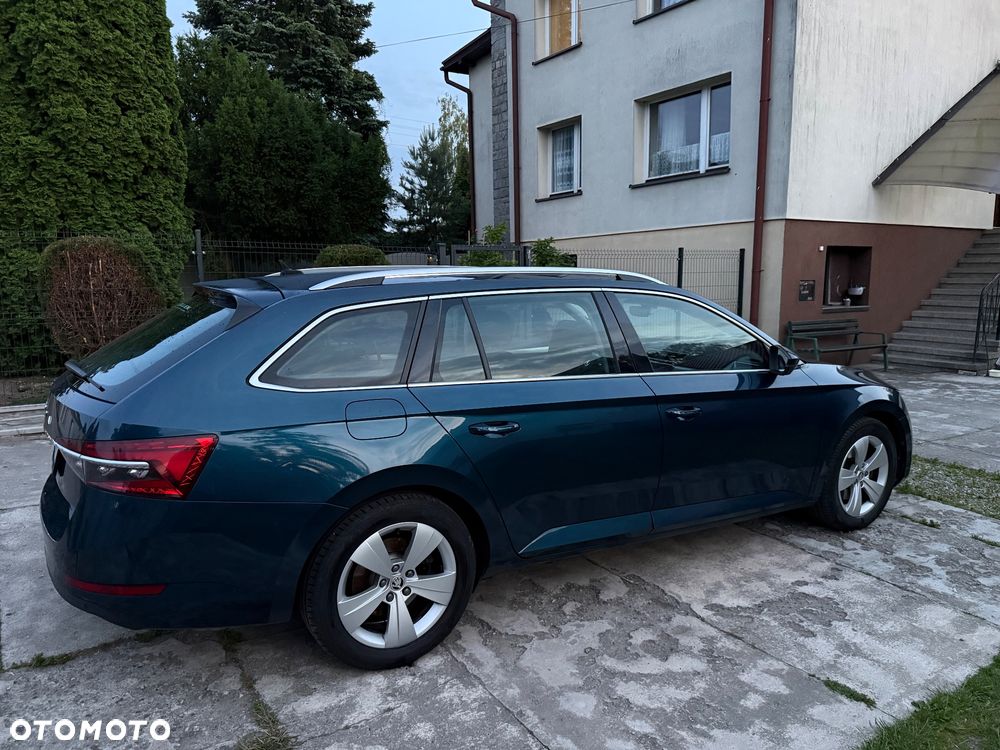 Skoda Superb 2.0 TSI Ambition DSG - 37