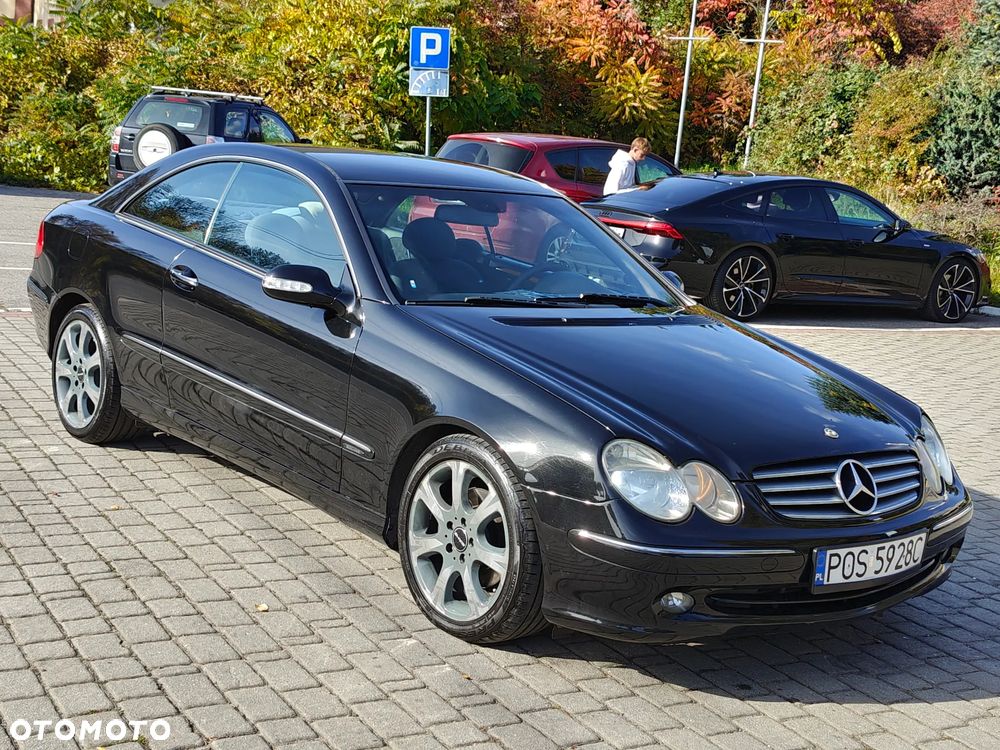 Mercedes-Benz CLK - 21