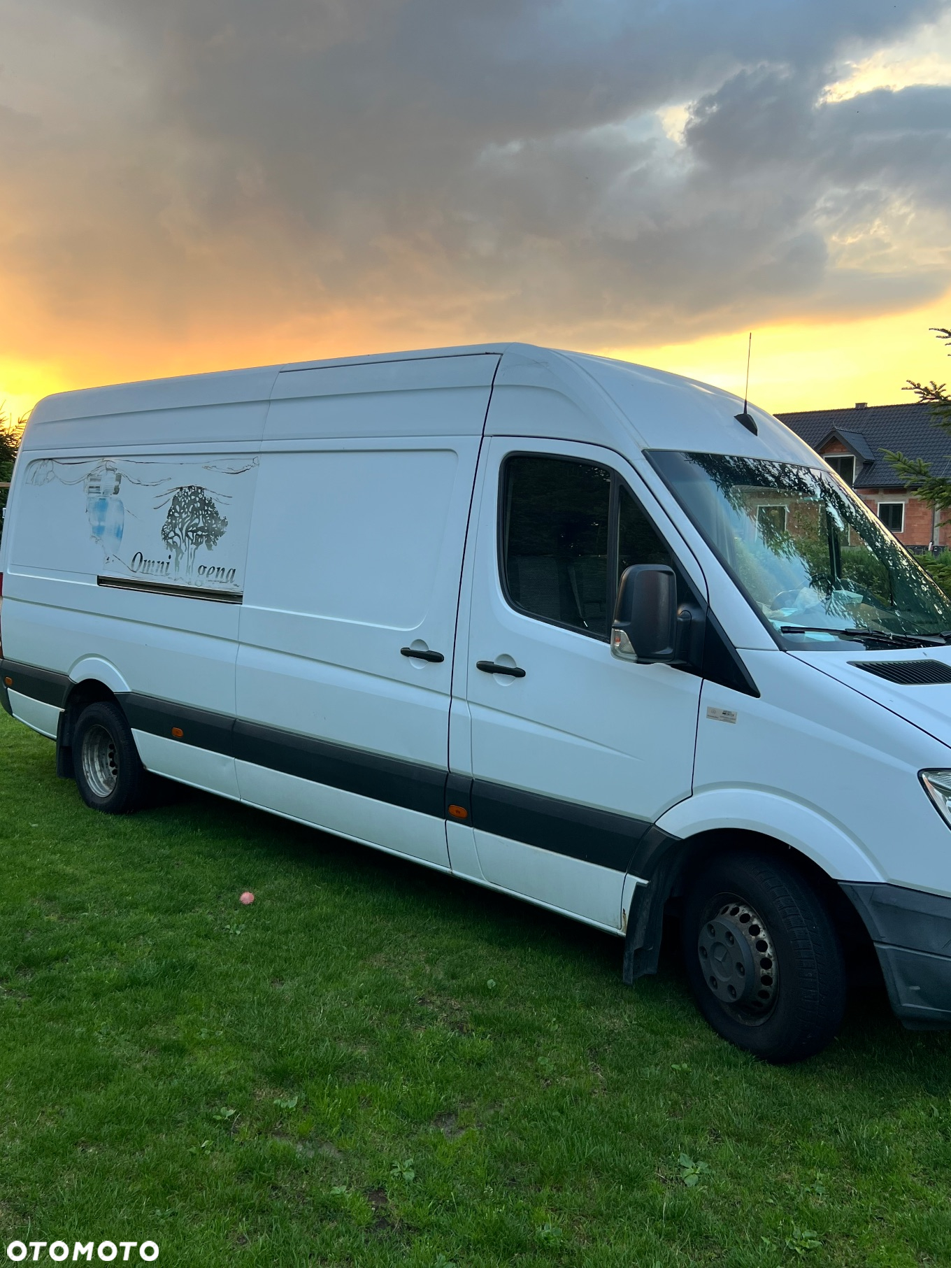 Mercedes-Benz Sprinter - 4