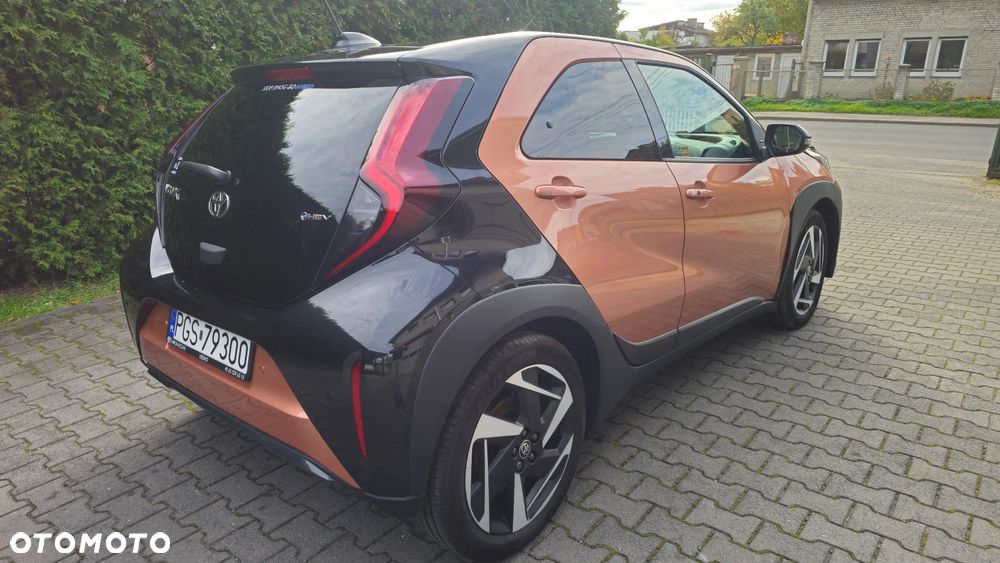 Toyota Aygo X Hybrid 1.5 Style e-CVT - 1