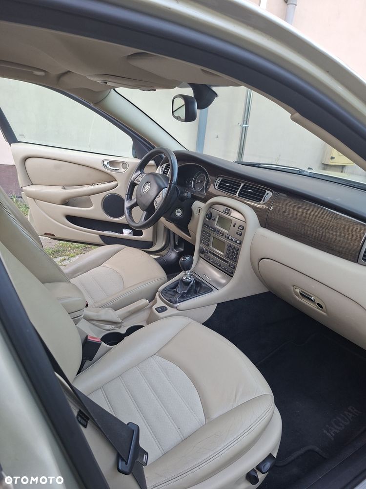 Jaguar X-Type 2.0 D Executive - 4