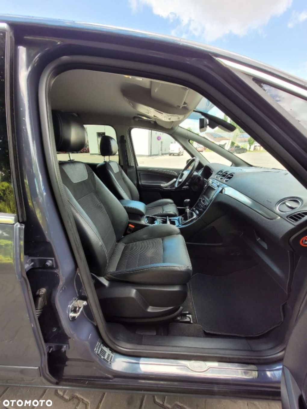 Ford S-Max 2.0 TDCi DPF Titanium - 19