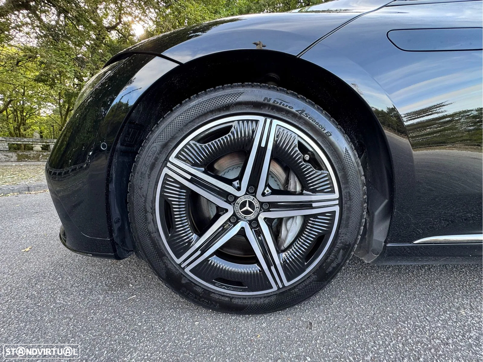 Mercedes-Benz EQE 300 AMG Line - 19