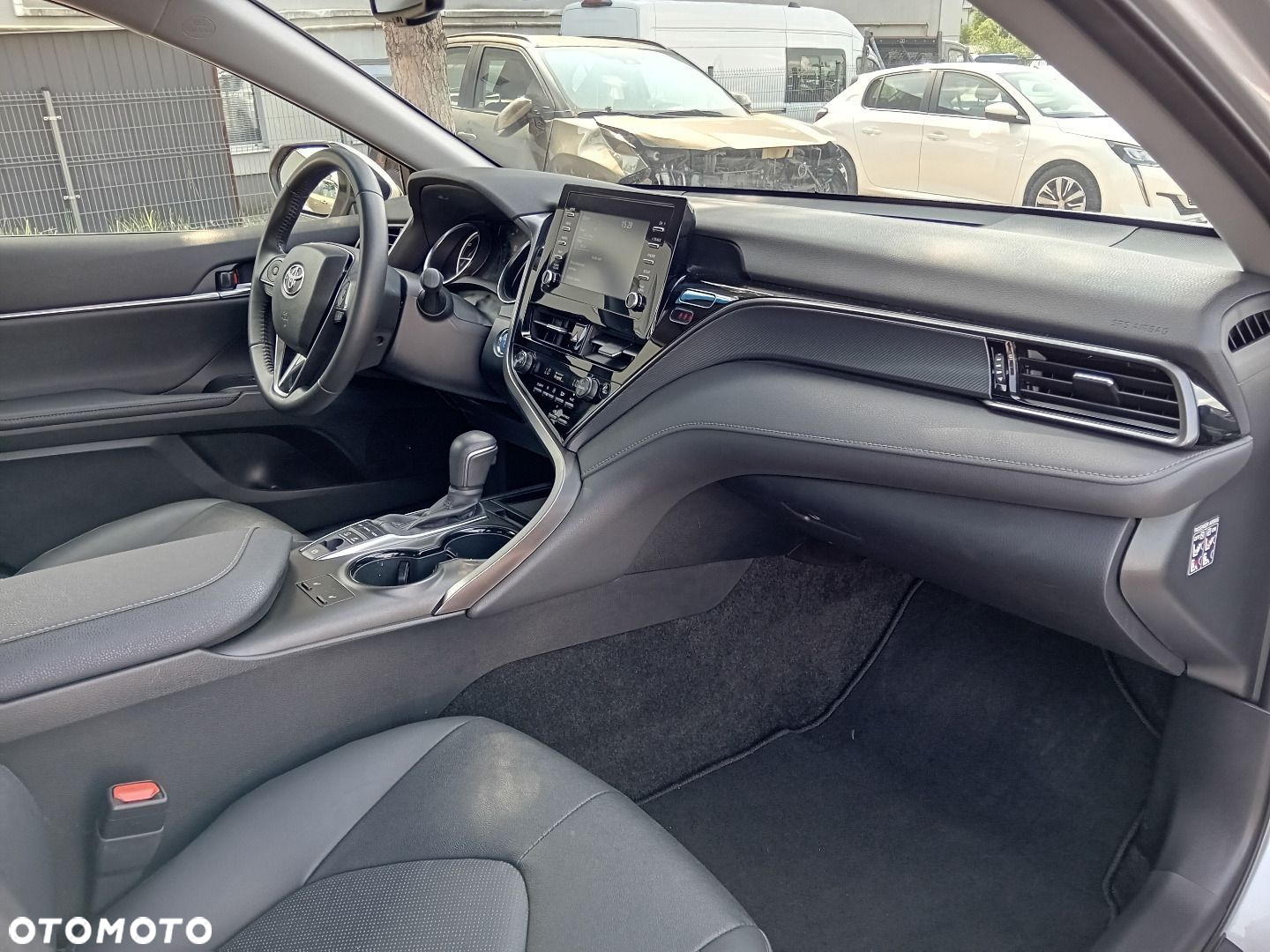 Toyota Camry - 31