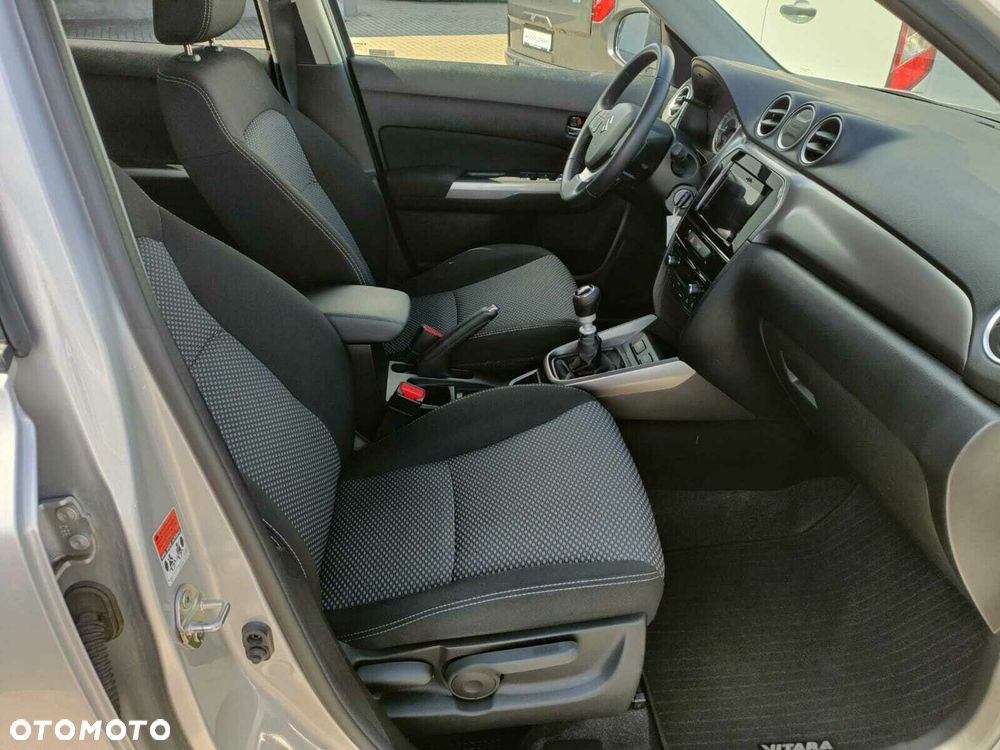 Suzuki Vitara - 12