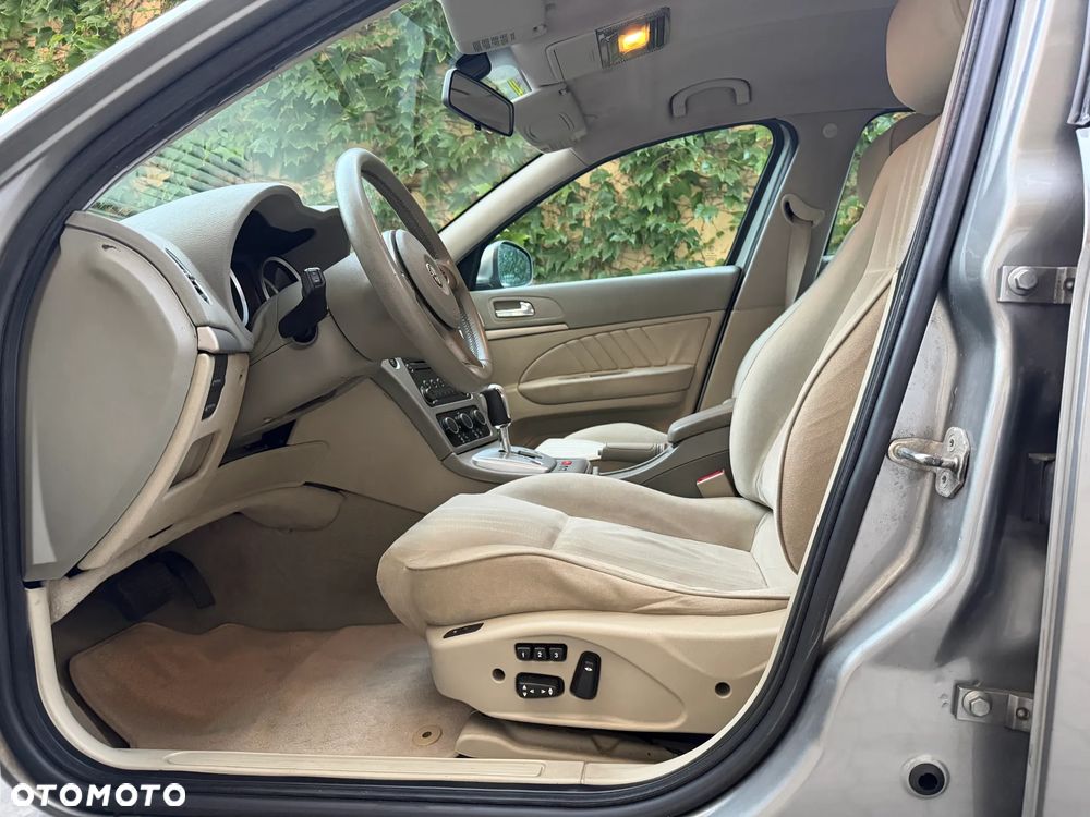 Alfa Romeo 159 1.9JTDM Q-ti - 9