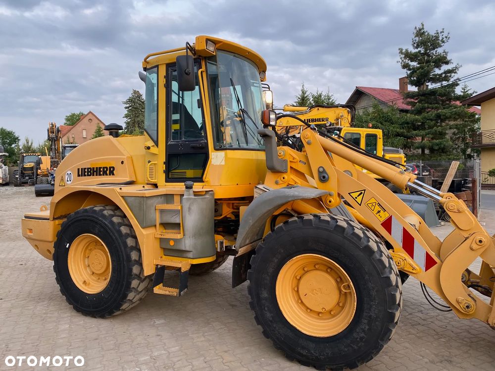 Liebherr L524, ŁYŻKA + WIDŁY, SZYBKOZŁĄCZE, Z NIEMIEC, WZOROWO UTRZYMANA - 17