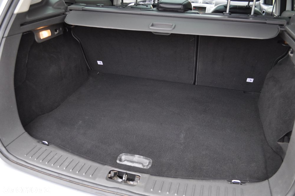 Ford Kuga 2.0 TDCi 4x4 Titanium - 17