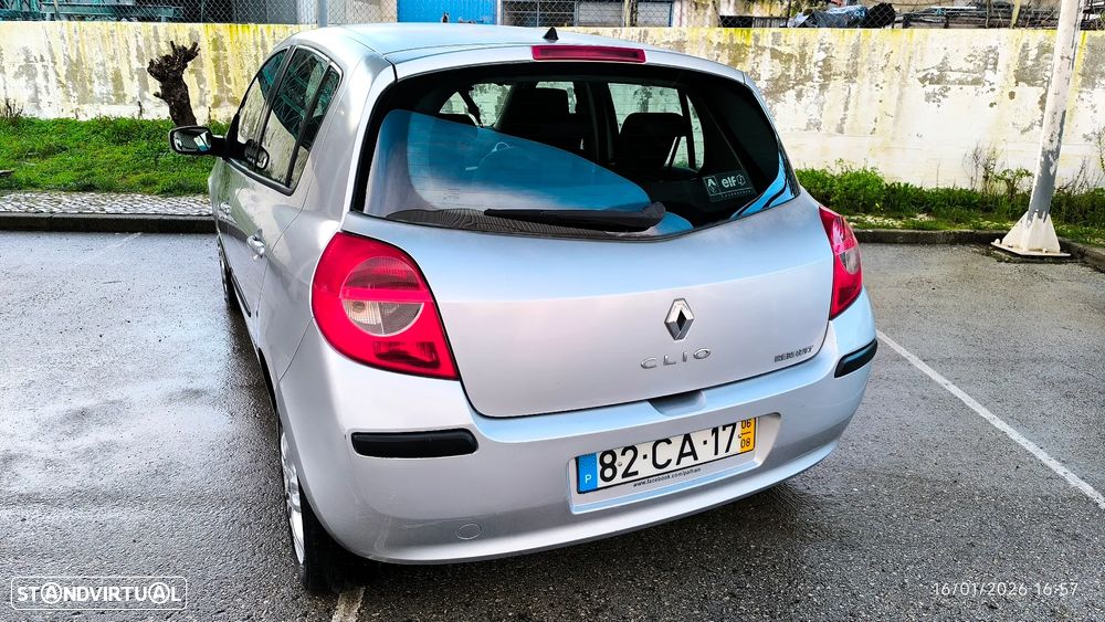 Renault Clio 1.2 16V Dynamique - 15
