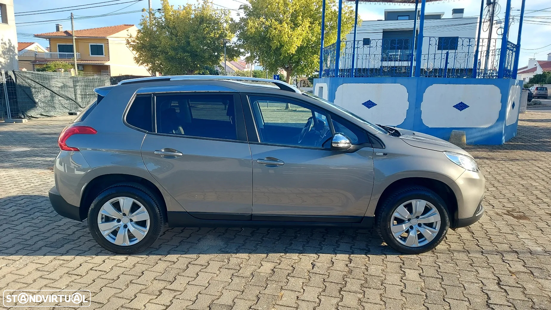 Peugeot 2008 PureTech 82 Style - 4
