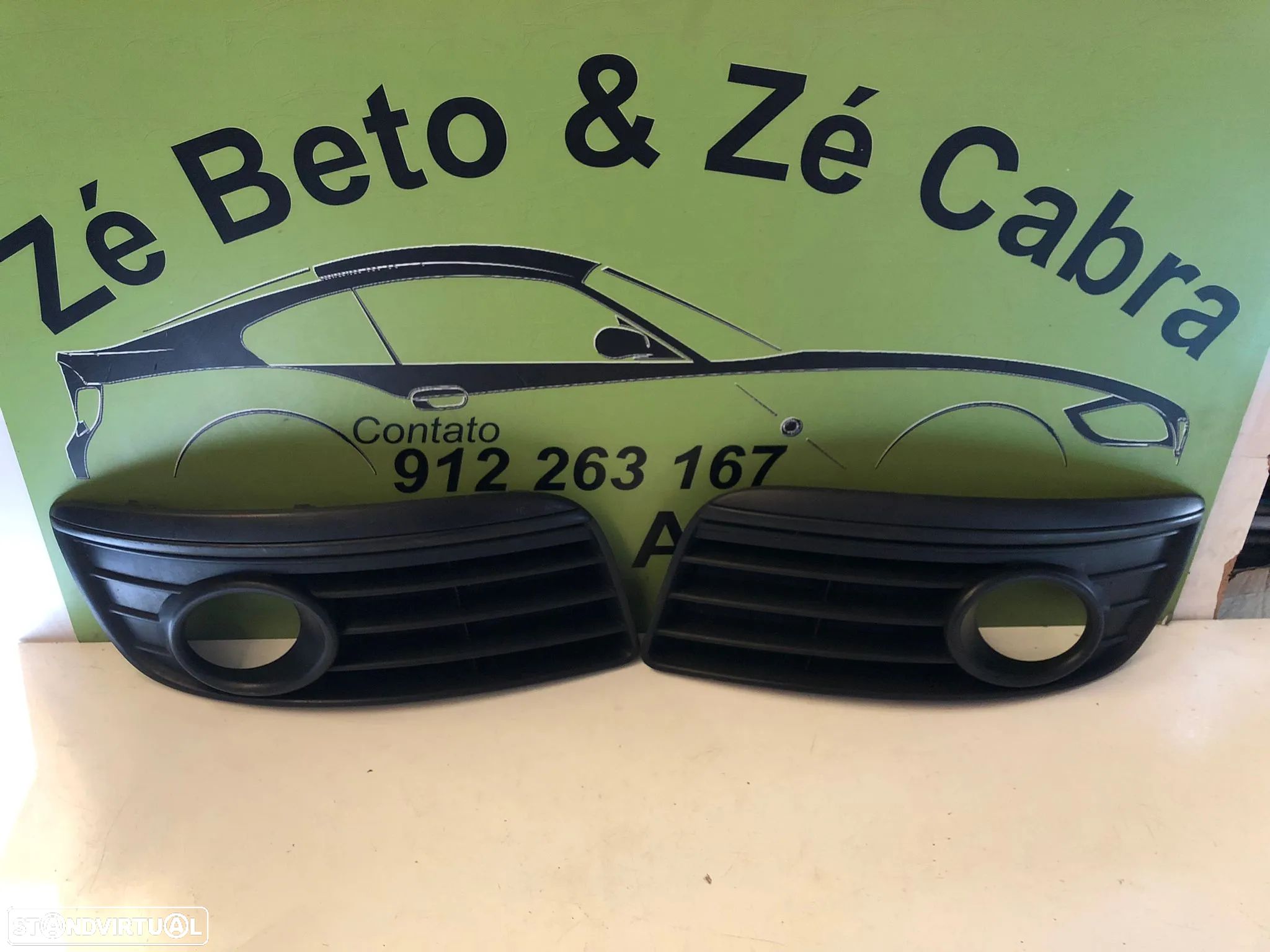 VW GOLF V 5 GRELHA FAROL NEVOEIRO - G121 - 1