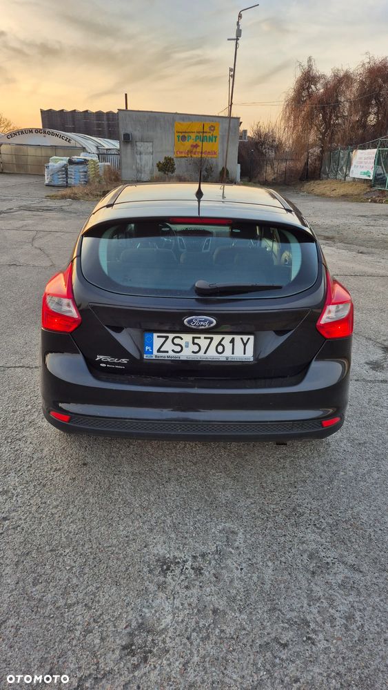 Ford Focus 1.6 Trend - 5