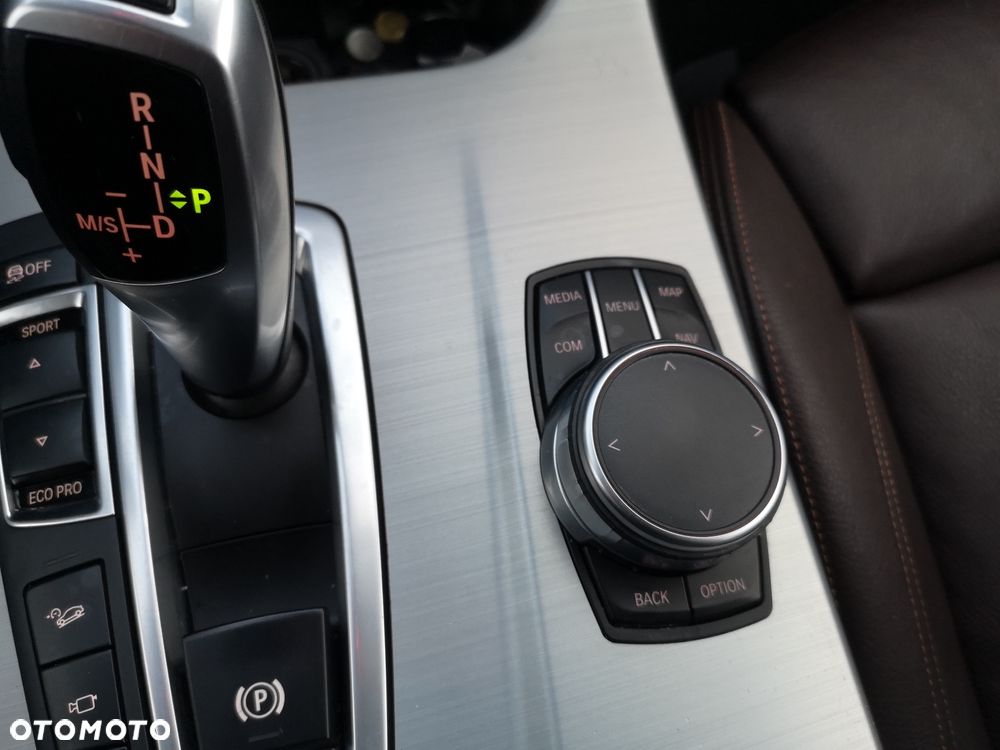 BMW X3 xDrive20d xLine - 16