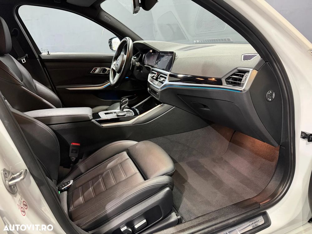 BMW Seria 3 330e xDrive AT PHEV - 29