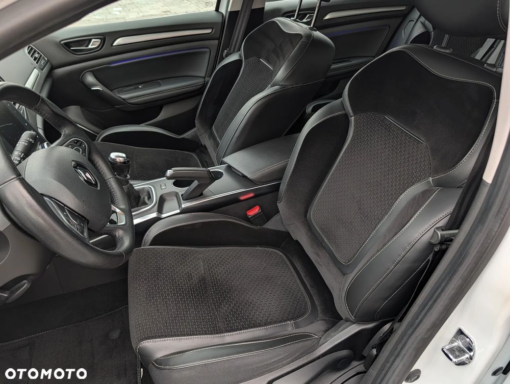 Renault Megane 1.6 SCe Intens - 17