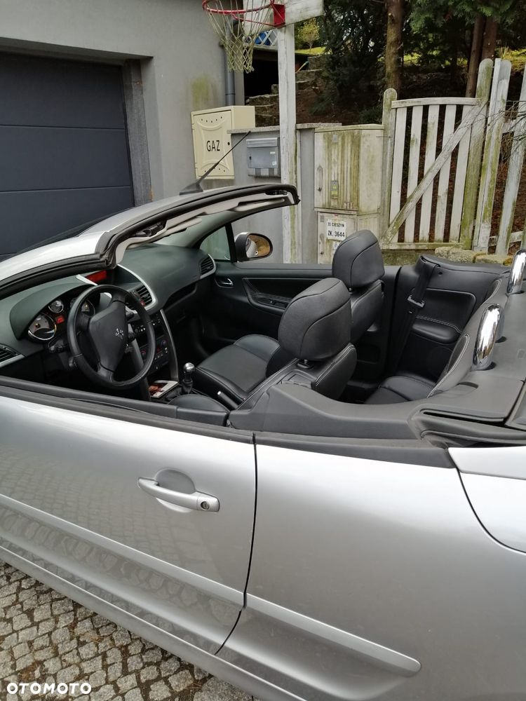 Peugeot 207 CC - 7