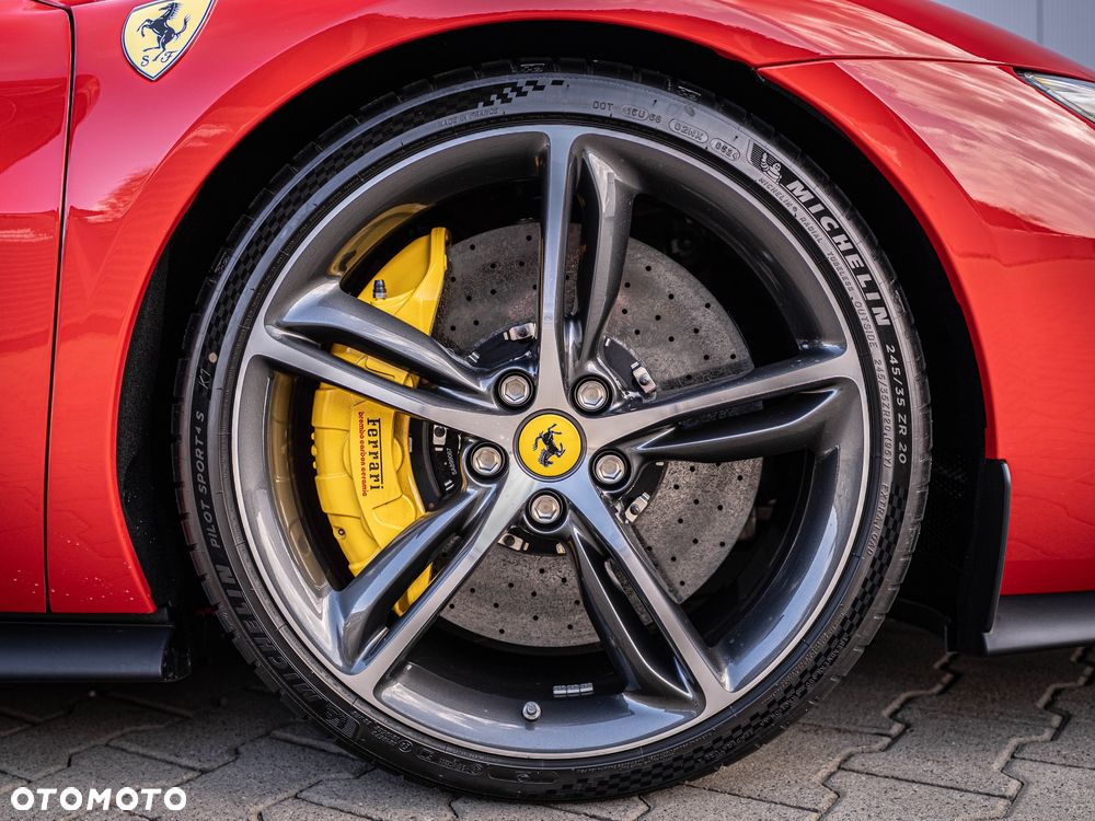 Ferrari 296 GTS - 34