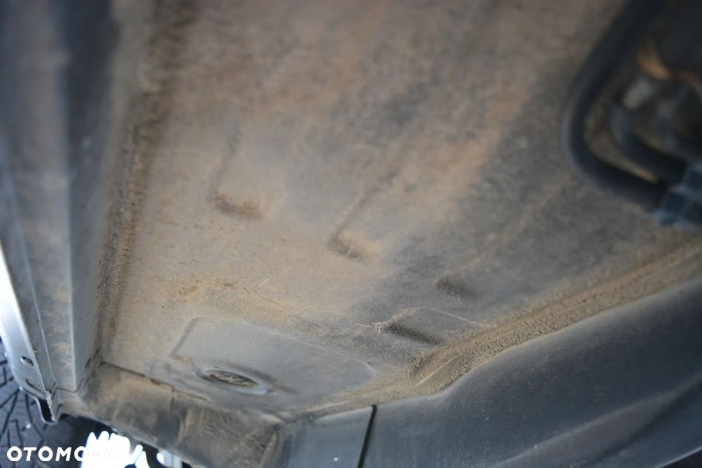 Toyota RAV4 2.0 Special - 19