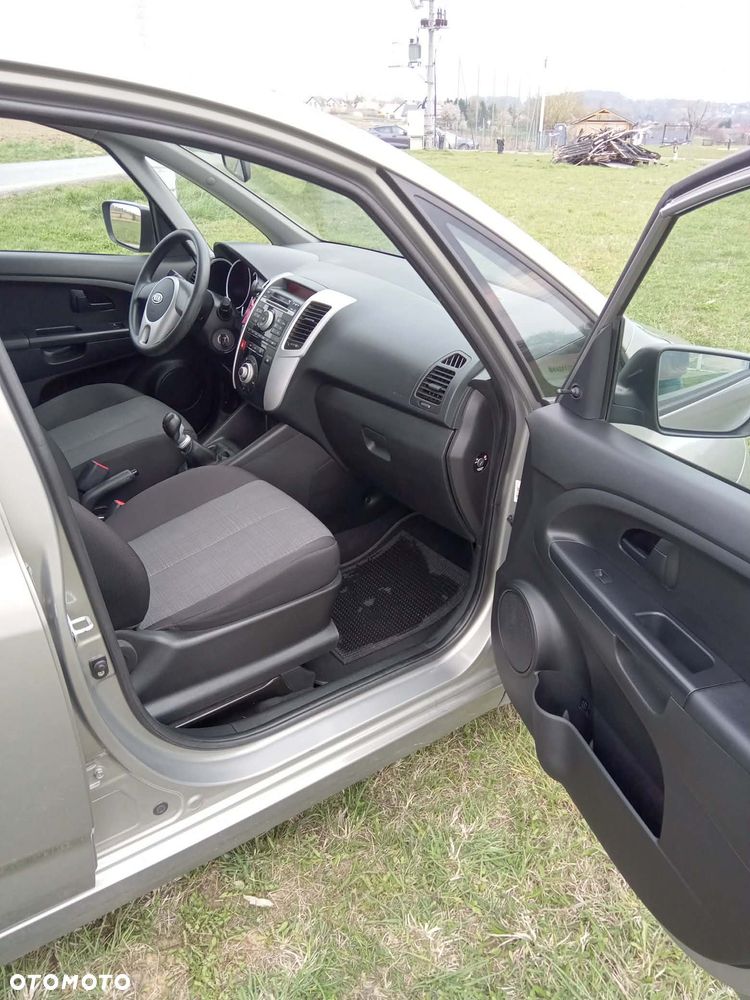 Kia Venga 1.4 S - 19