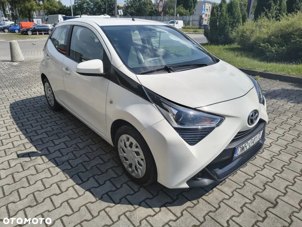 Toyota Aygo x-play - 5