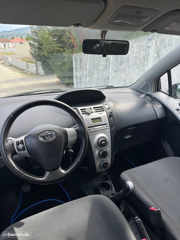 Toyota Yaris 1.0 VVT-i Motion - 7