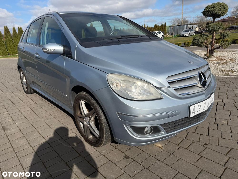 Mercedes-Benz Klasa B 160 BlueEFFICIENCY SPORT EDITION - 15