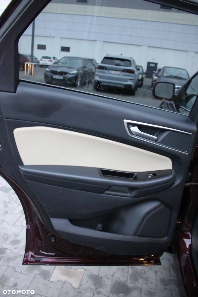 Ford Edge - 17
