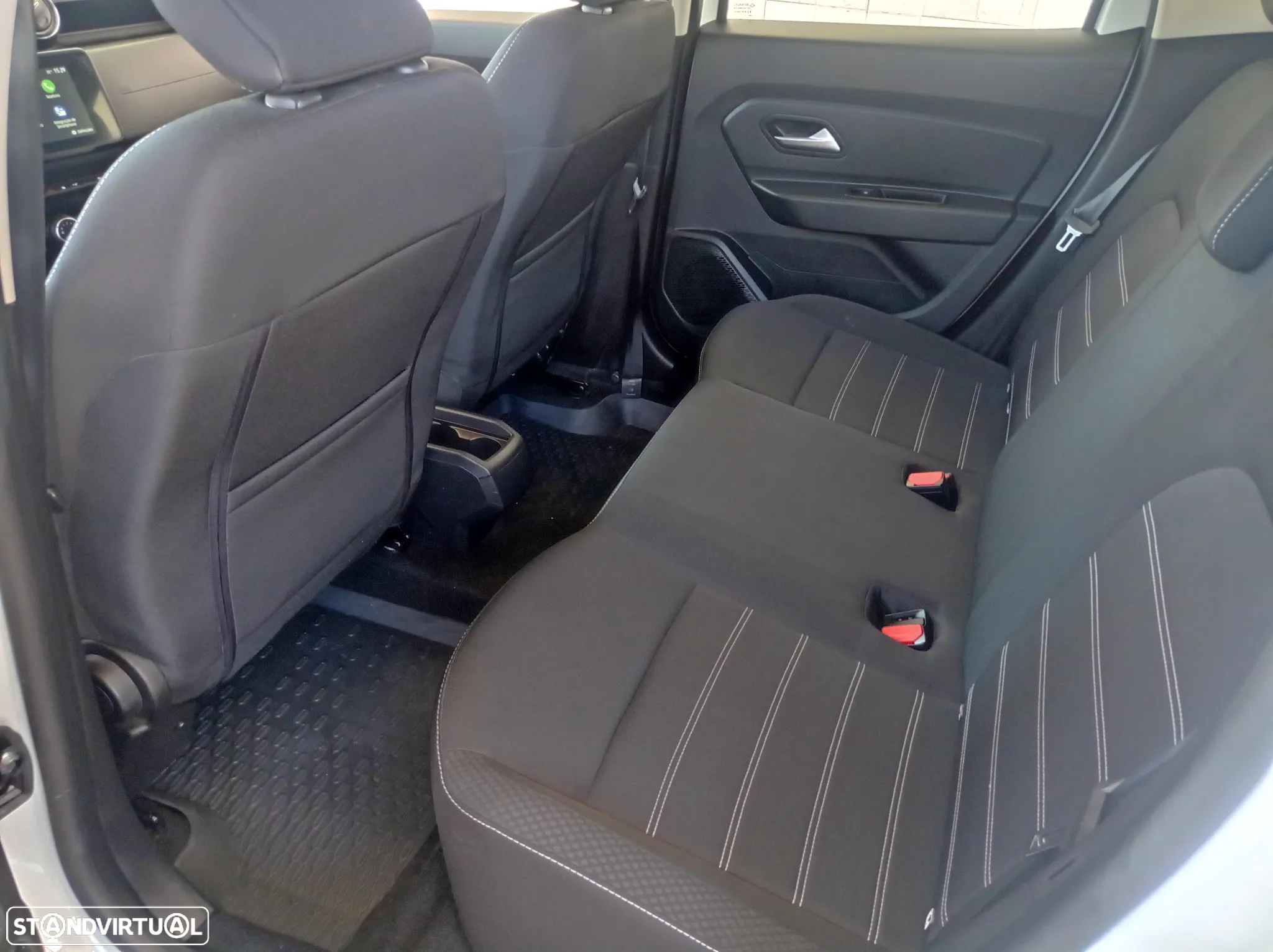 Dacia Duster 1.5 Blue dCi Comfort 4WD - 11