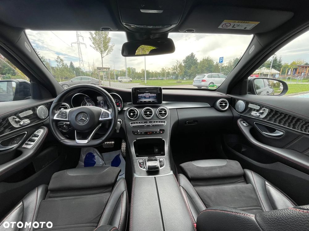 Mercedes-Benz Klasa C AMG 43 4-Matic - 11