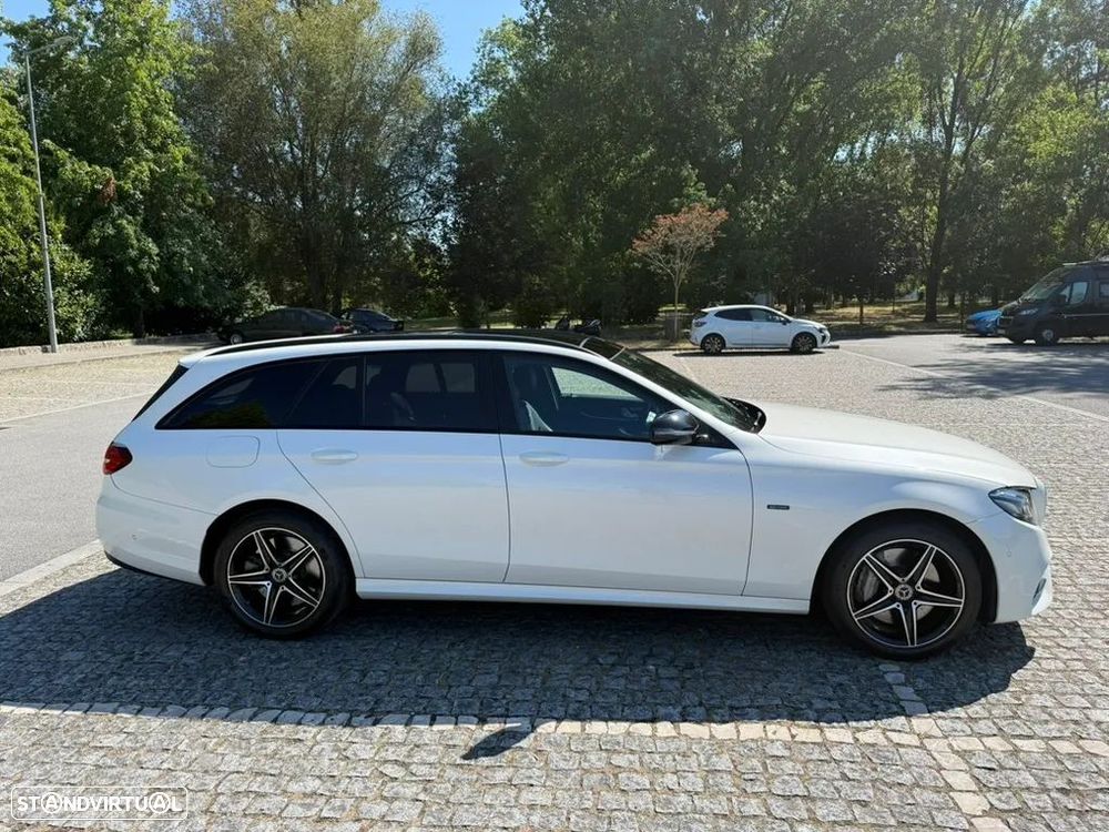 Mercedes-Benz E 300 de 9G-TRONIC AMG Line - 3