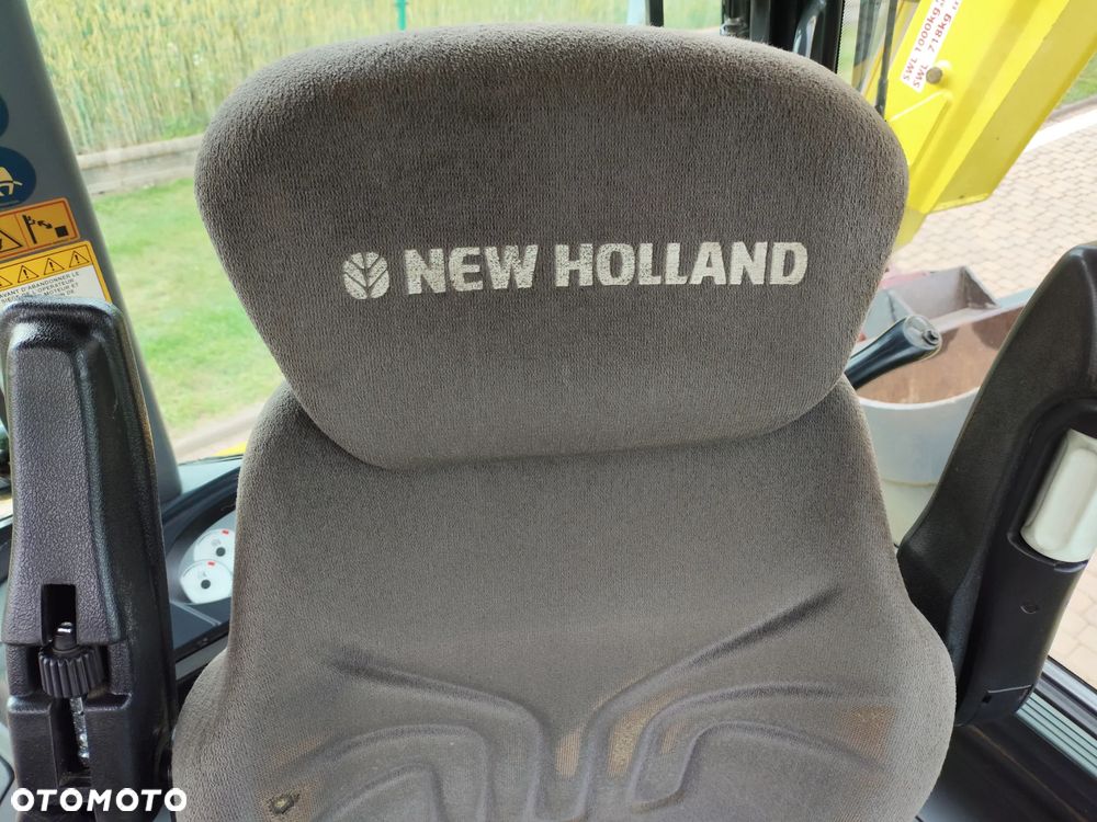 New Holland B115 B/ RÓWNE KOŁA / JOYSTICK / POWERSHIFT / SPROWADZONA / KOPARKO-ŁADOWARKA - 24