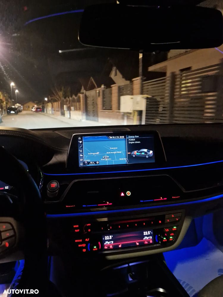 BMW Seria 7 740e iPerformance - 9