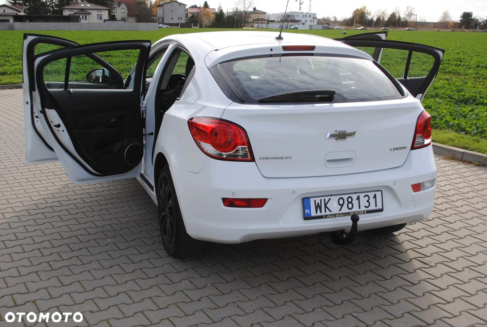 Chevrolet Cruze 1.8 LT - 29