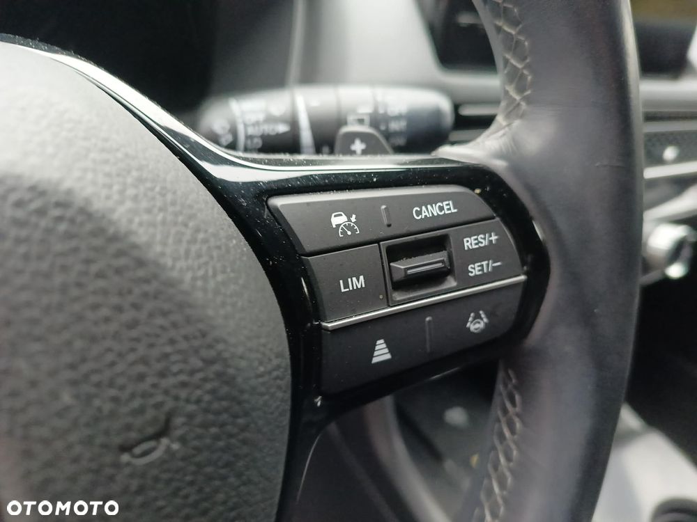 Honda Civic 2.0 i-MMD Sport CVT - 24