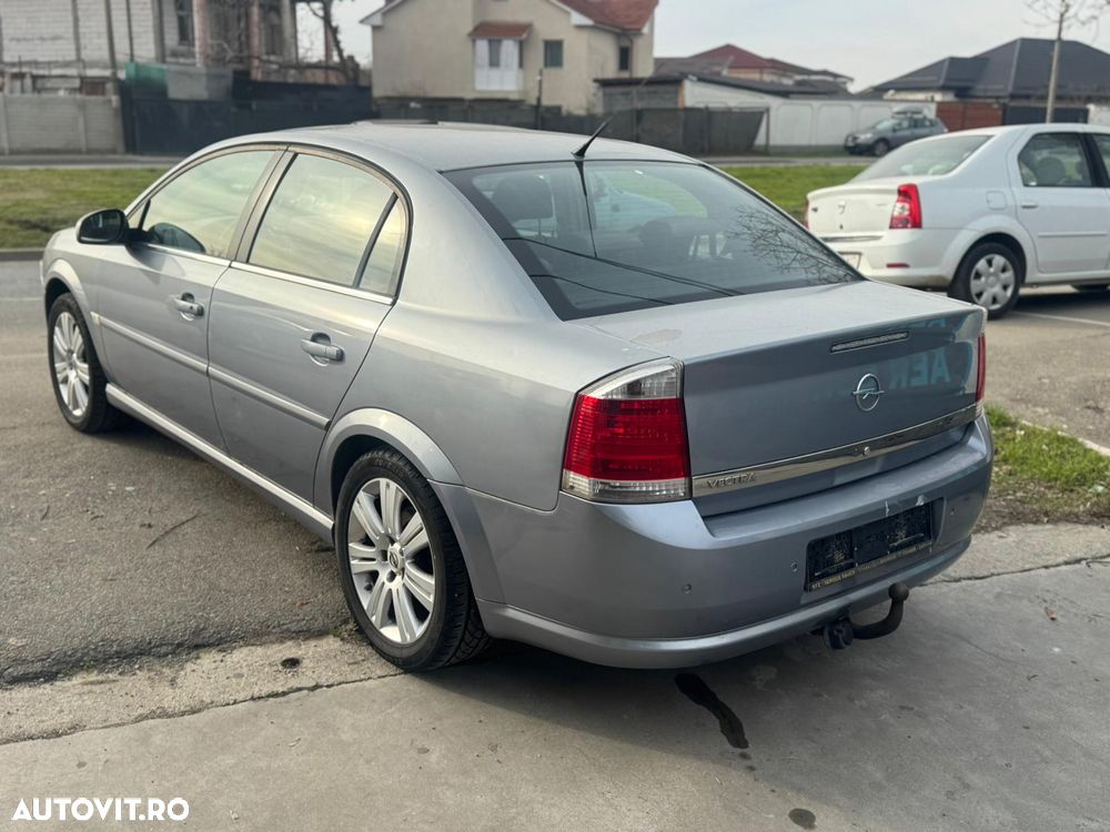 Opel Vectra 1.9 CDTI Essentia - 6