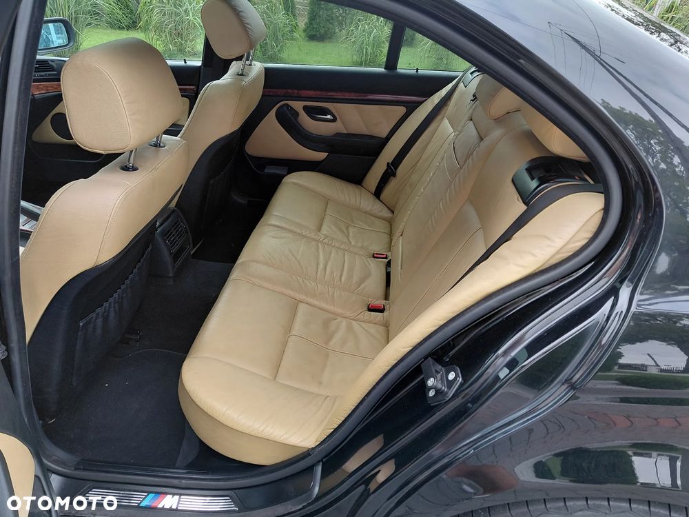 BMW Seria 5 - 13