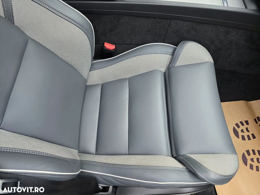 Volvo XC 60 Recharge T6 Twin Engine eAWD R-Design Expression - 20