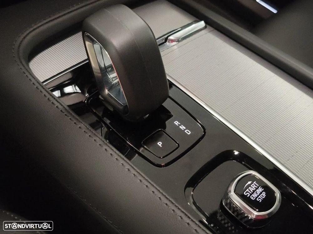 Volvo XC 90 - 21