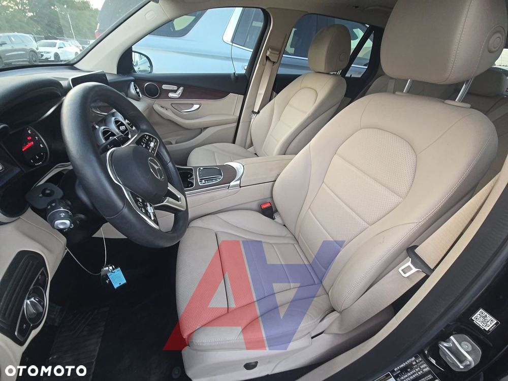 Mercedes-Benz GLC 300 4-Matic - 9