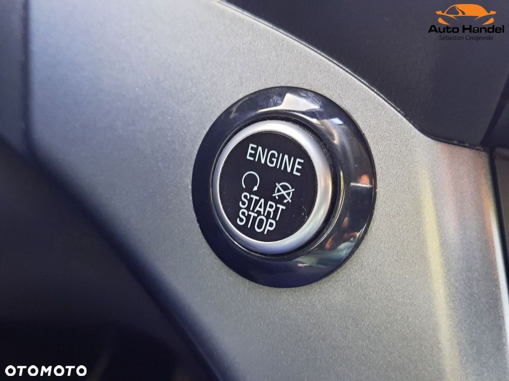 Ford Kuga 1.5 EcoBoost 2x4 Titanium - 25