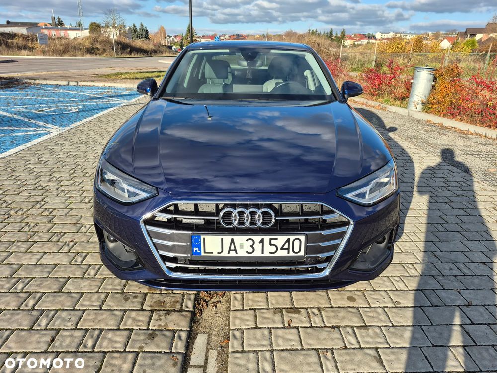 Audi A4 Limousine 40 TFSI quattro S tronic advanced - 2
