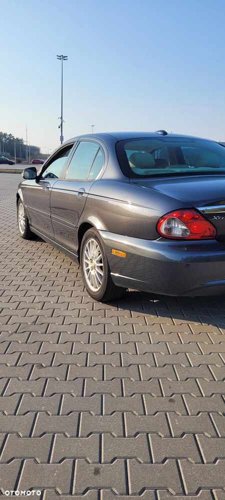 Jaguar X-Type 2.0 D Classic - 16