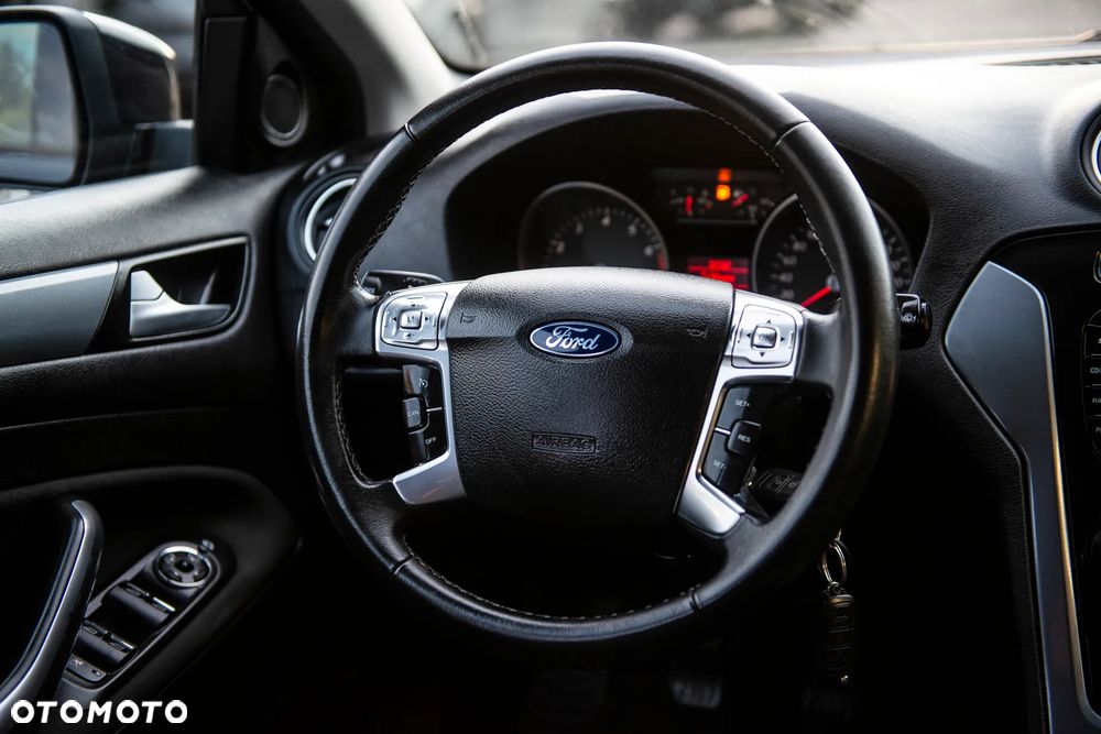 Ford Mondeo 1.6 Ti-VCT Trend - 30