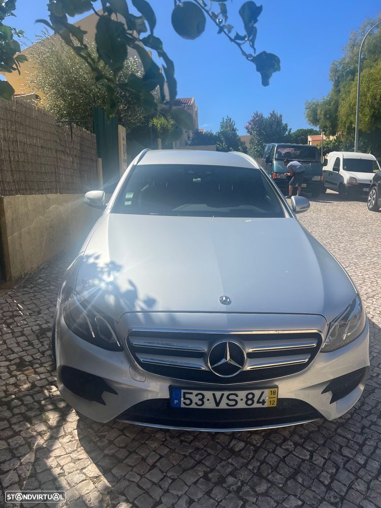 Mercedes-Benz E 300 d AMG Line - 2