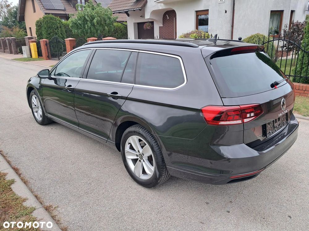 Volkswagen Passat 2022 photo 3